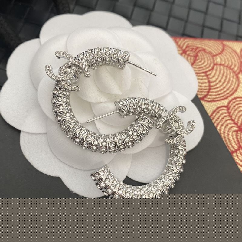 Ch*el brooches